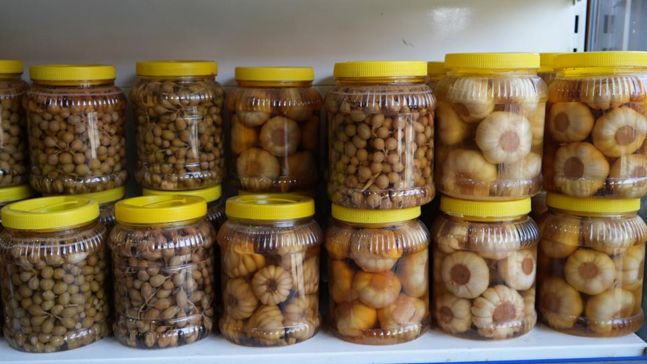 Foto - Gribe karşı etkili çözüm! Doğal ilacımız turşu tezgaha indi