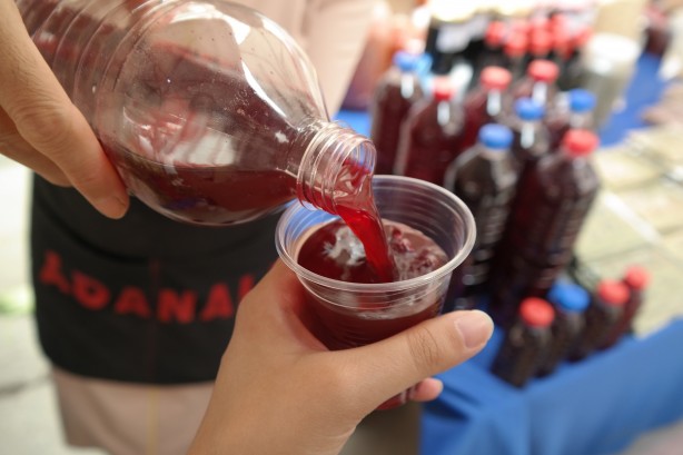 Foto - Gribe iyi geliyor! Yemekte kola yerine bunu için