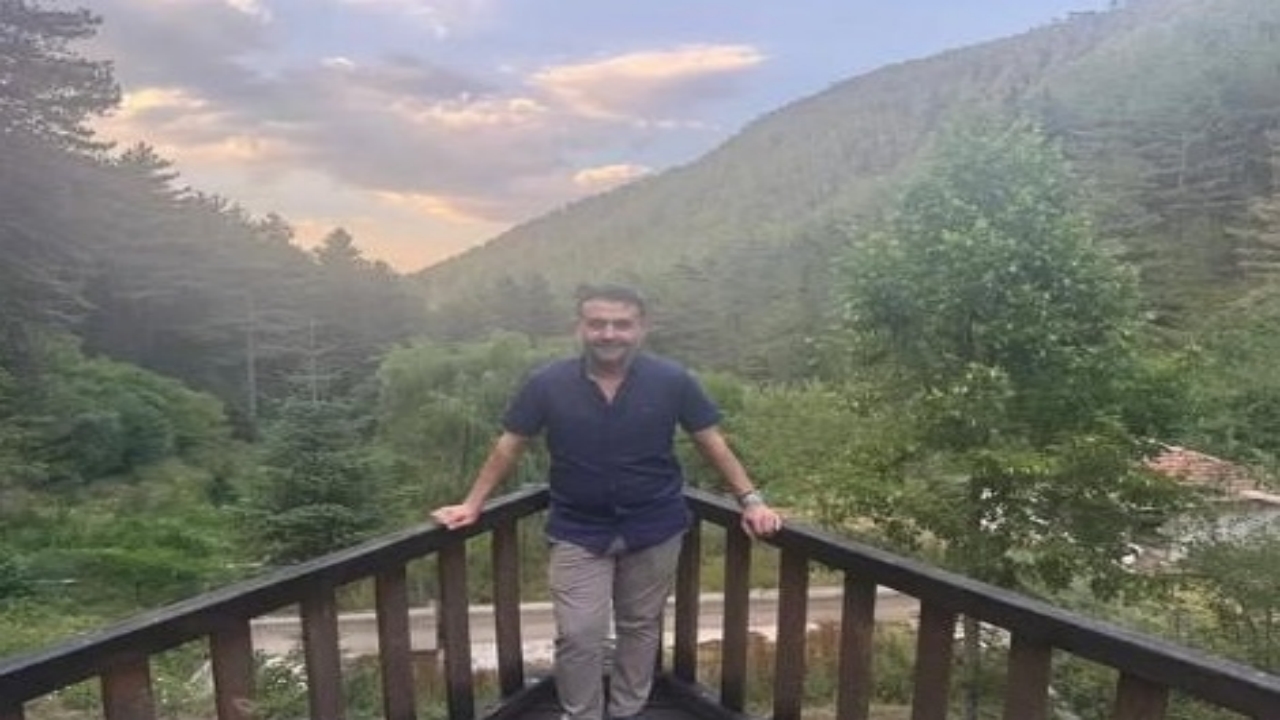 Foto - Güçlü sesiyle şöhreti yakalamıştı! Küçük İbo’nun yeni mesleği ve son hali olay oldu