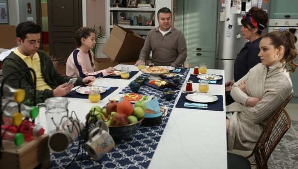 Foto - Güldür Güldür Show’dan sonra elinde patladı! Açıklama geldi, veda ediyorlar