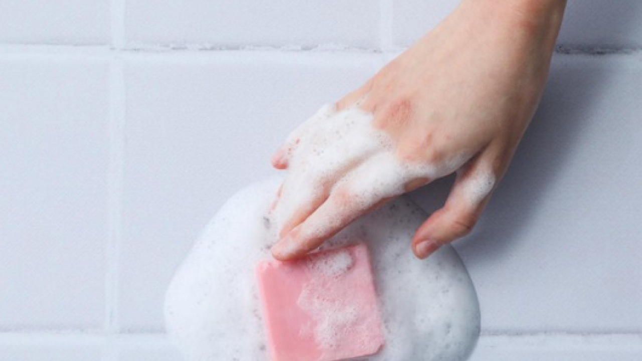 Şarkıcı Güllü’nün ölümüyle gündeme geldi! Mayi sabunu nedir, nerede kullanılır? Nasıl kullanılır?