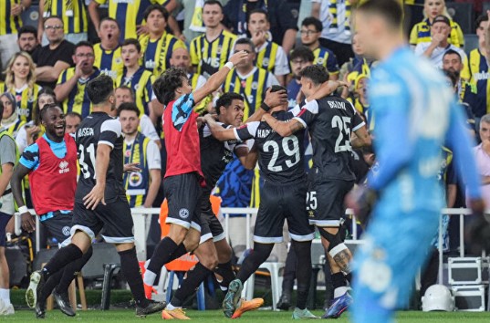 Foto - Gülme komşuna gelir başına! Bu sefer Fenerbahçe'de 'Ndombele' vakası