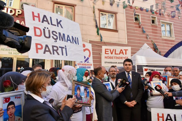 Foto - Gültekin Uysal'dan Diyarbakır annelerine ziyaret