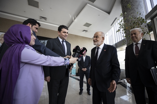 Foto - Gültekin Uysal'dan Temel Karamollaoğlu'na ziyaret
