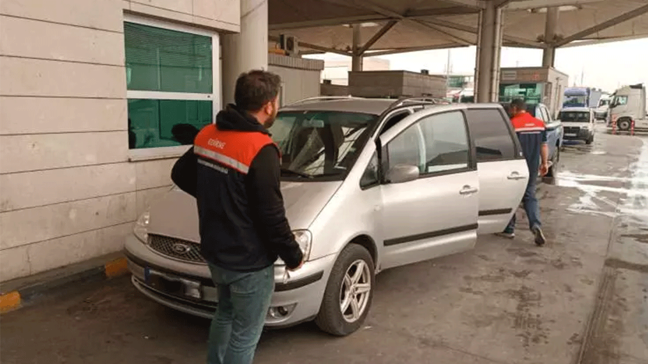 Foto - Gümrükten Türkiye'ye somaya çalıştılar! Ne olduğunu öğrenince şaşıracaksınız!
