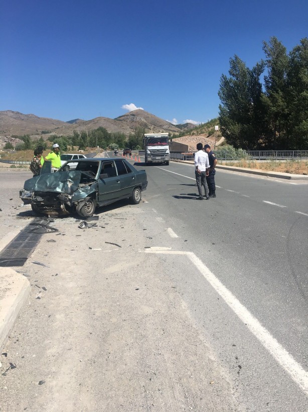 Foto - Gümüşhane'de feci kaza: 8 yaralı