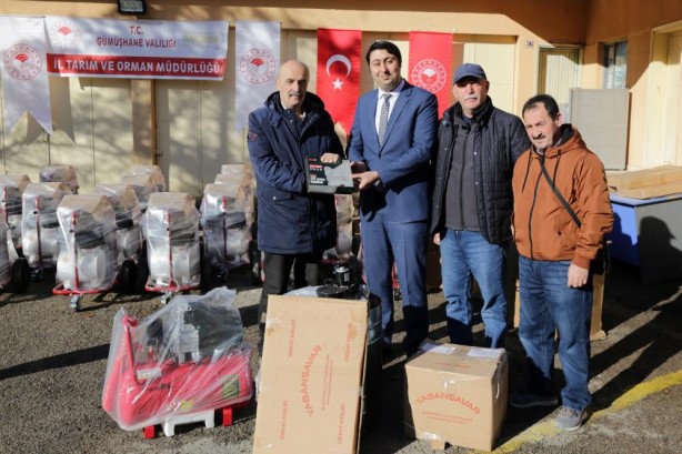 Foto - Gümüşhane'de üreticilere makine ve teçhizat desteği