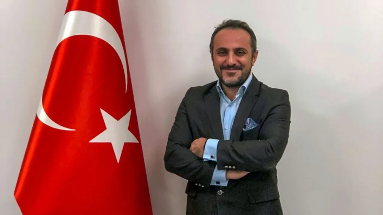 Foto - Gümüşhane’de, "Yok böyle bir şey" dedirten olay! Otostop çektikleri sürücüye "dayı" dediler, gerçek kimliğini öğrenince şok oldular 