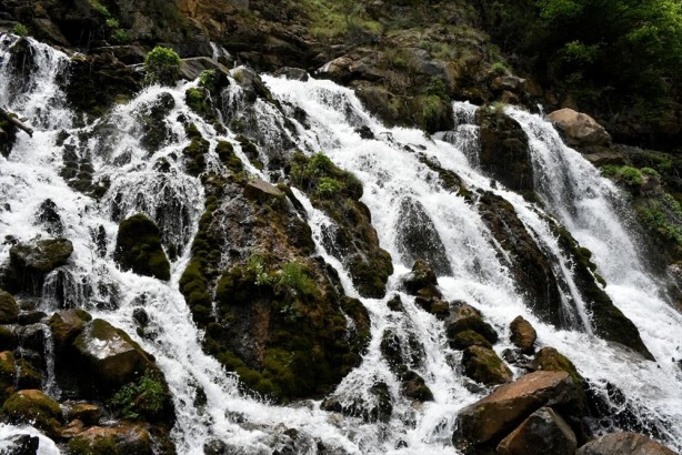 Gümüşhane'deki 40 gözeli Tomara Şelalesi'nde yeni hedef