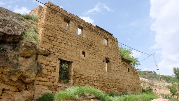 Foto - Gümüşhane’deki tarihi taş evler turizme kazandırılmayı bekliyor