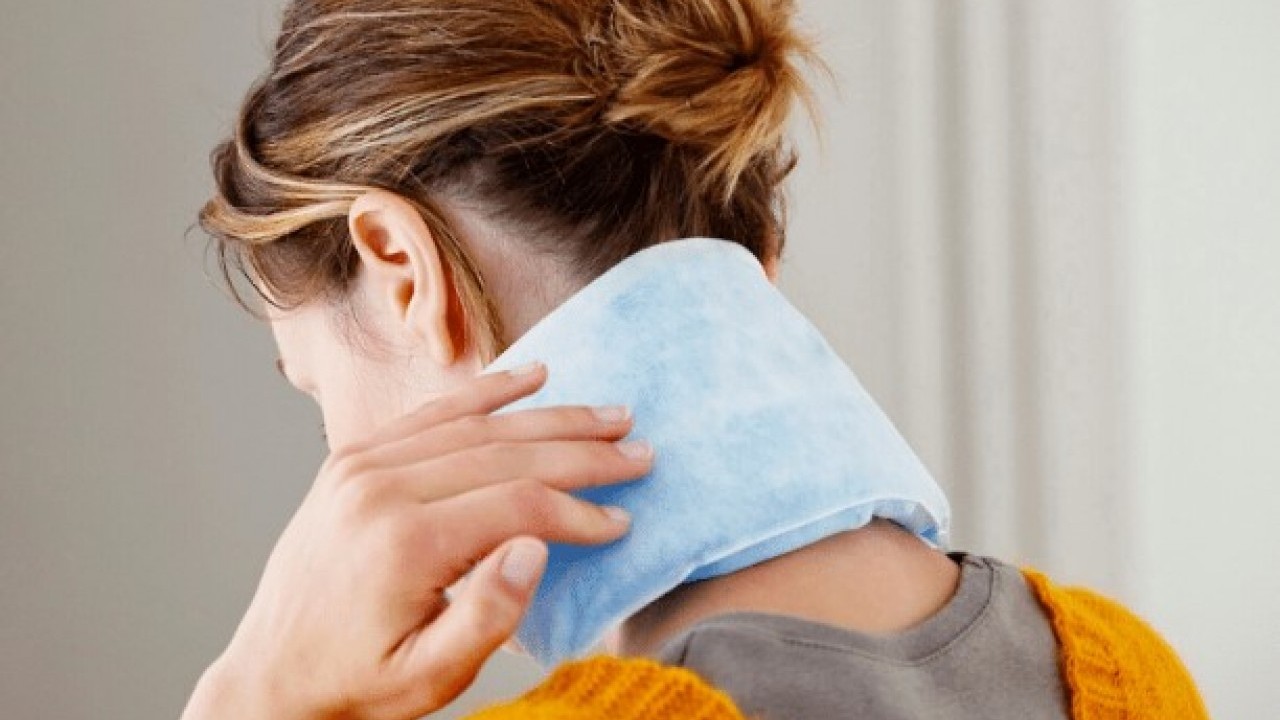 Foto - Gün boyu ağrıdan kıvranmayın! İşte boyun ağrısını dakikalar içinde geçiren doğal yol