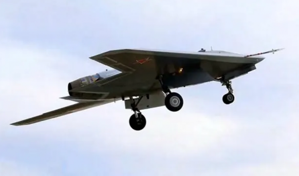 Foto - Gün yüzüne çıkan Rusya'nın İHA'sı ortalığı karıştırmaya geliyor! Rakiplerine gözdağı