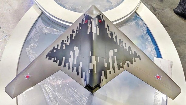 Foto - Gün yüzüne çıkan Rusya'nın İHA'sı ortalığı karıştırmaya geliyor! Rakiplerine gözdağı