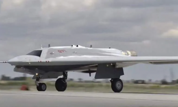 Foto - Gün yüzüne çıkan Rusya'nın İHA'sı ortalığı karıştırmaya geliyor! Rakiplerine gözdağı