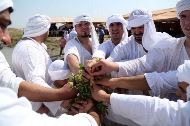 Foto - Günahlarından arındılar
