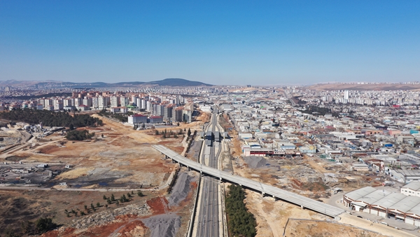 Foto - Günde 100 bin kişi taşınacak! Kentin ulaşım sorunu "GAZİRAY" ile çözülecek