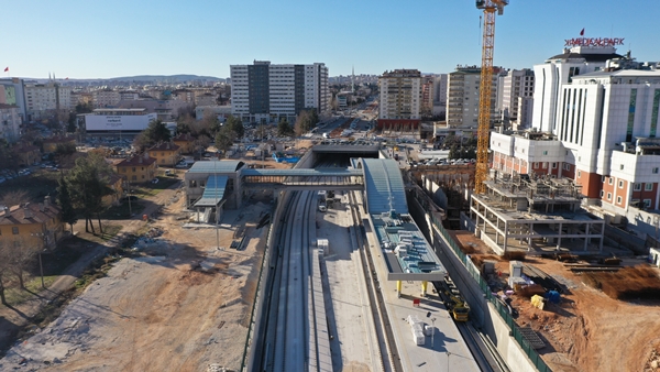 Foto - Günde 100 bin kişi taşınacak! Kentin ulaşım sorunu "GAZİRAY" ile çözülecek