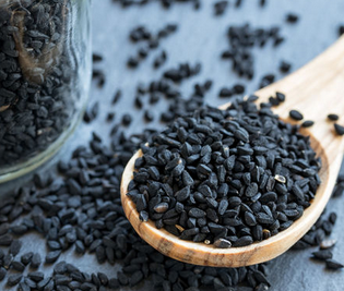 Foto - Günde bir kaşık bol bol tüketin! Çörek otu: kolesterolü düşürüyor, karaciğeri tertemiz yapıyor! Her gece yemenin faydaları