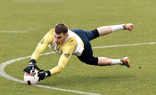 Foto - Gündem oldu: Dominik Livakovic'in bonservisi belirlendi: Milyonlarca Fenerbahçeli şaştı kaldı…