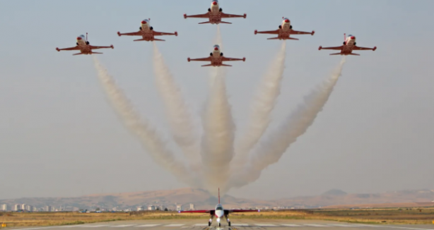 Foto - Gündeme oturacak gelişme! ABD uçağını bırakıp Türkiye'den HÜRJET alacaklar