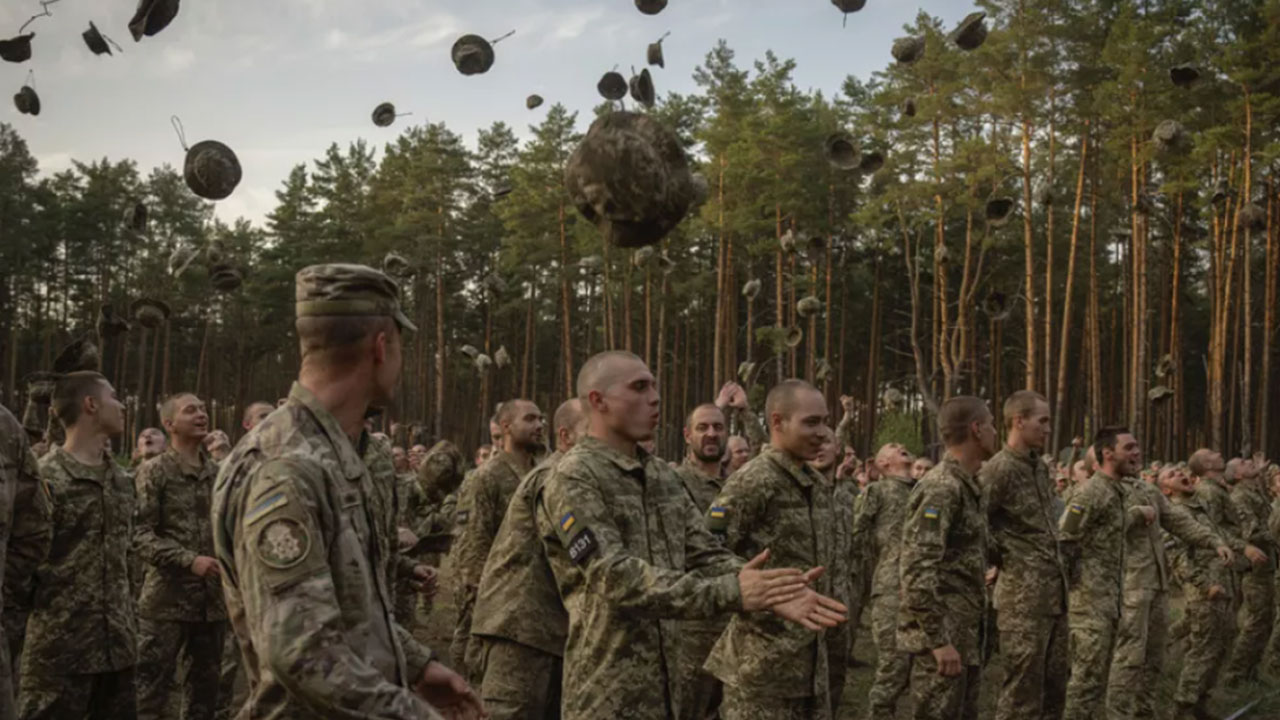 Gündemi altüst edecek gelişme! 2 bine yakın asker cephe hattından firar etti