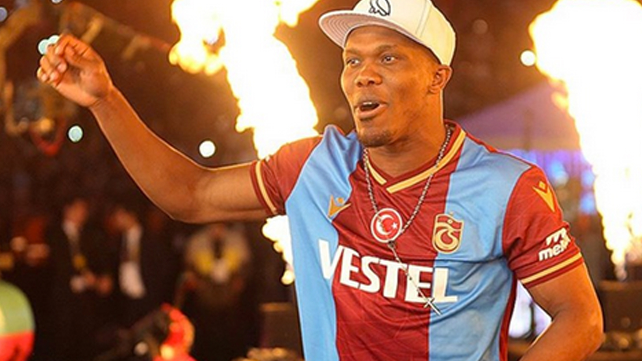 Foto - Gündemi sarsacak Anthony Nwakaeme itirafı: Alırsanız 35 yaşındaki oyuncuyu Suudi Arabistan’dan işte böyle olur…