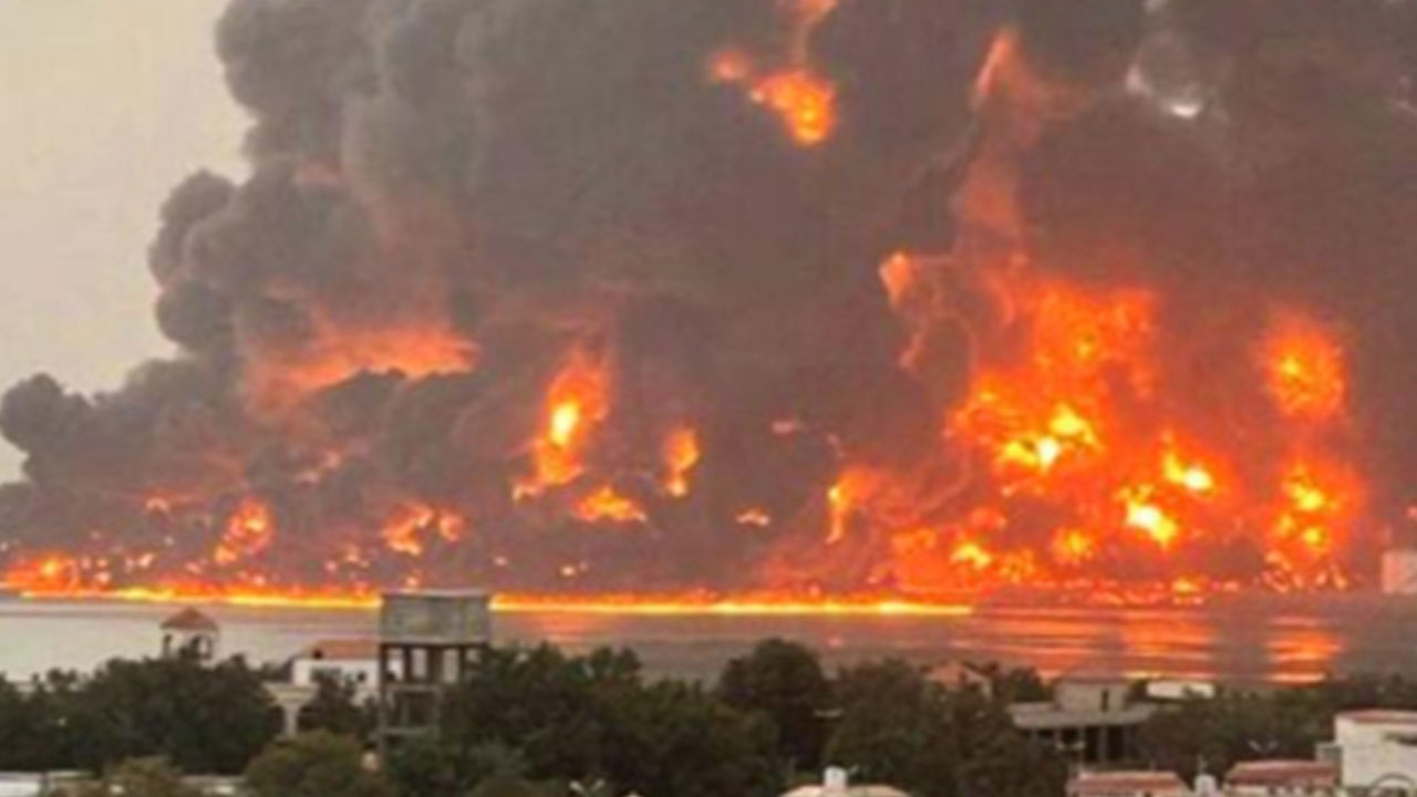 Foto - Gündemi sarsacak gelişme! Petrol tesisi vuruldu