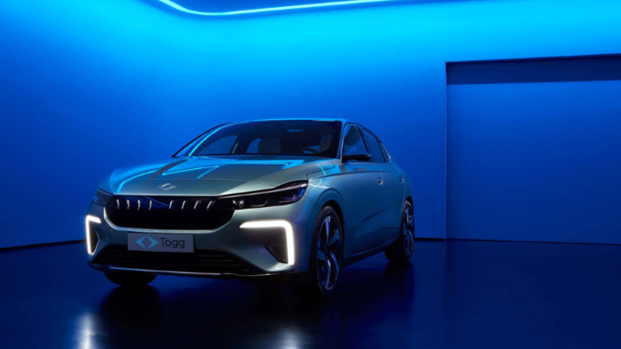 Bunu yapacaklarını kimse tahmin etmiyordu! Türk İHA'larını kopyalayan ülke şimdi de TOGG'u kopyaladı