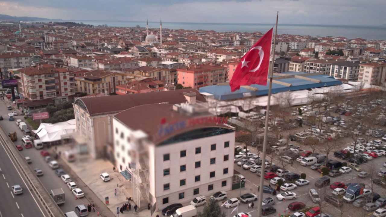 Gündemi sarsan iddia: Özel hastane binanın kolonlarını kesti