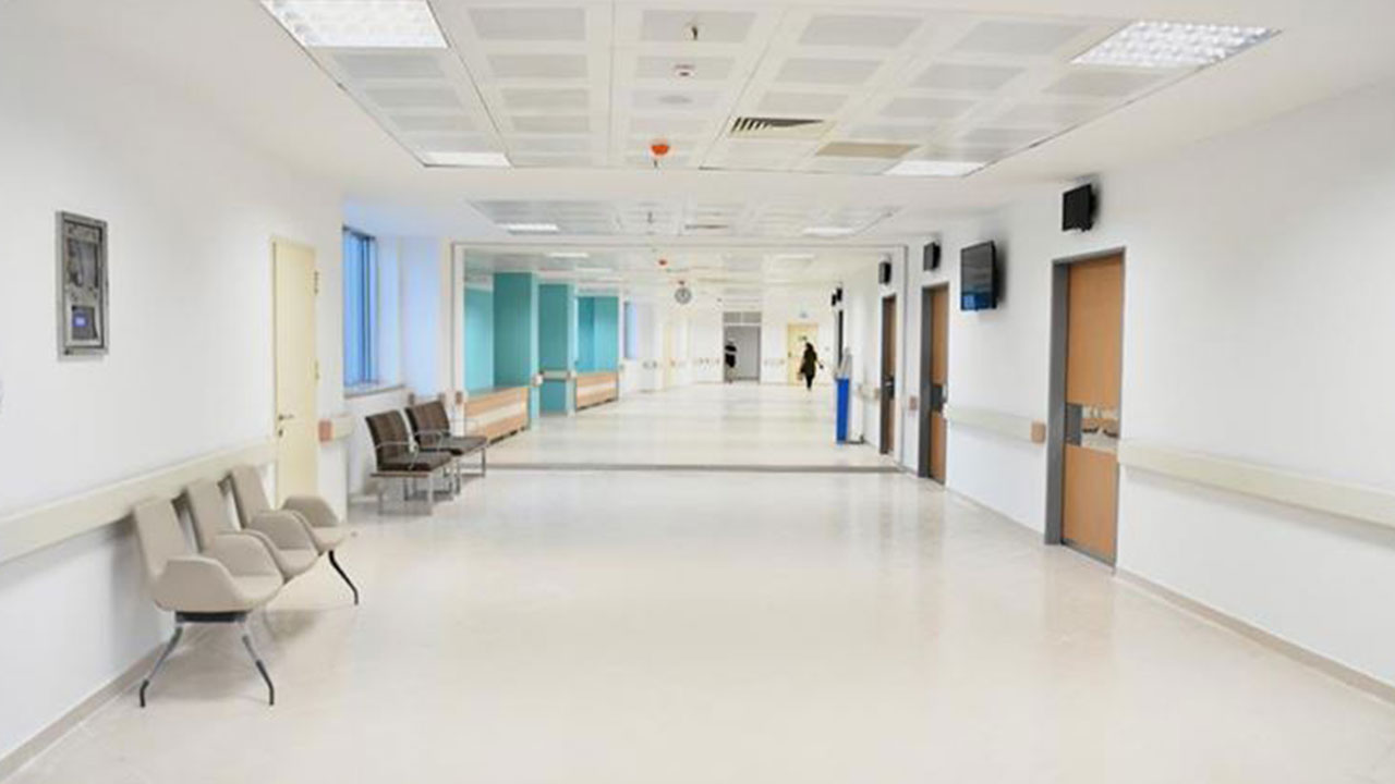 Foto - Gündemi sarsan iddia: Özel hastane binanın kolonlarını kesti