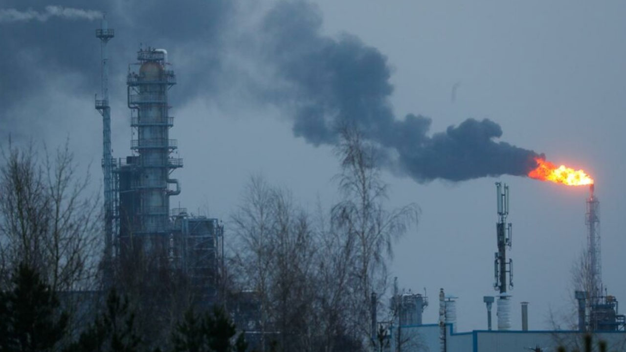 Foto - Gündemi sarsan saldırı: İnsansız hava aracı tesisi vuruldu! Yüzlerce İHA pert oldu