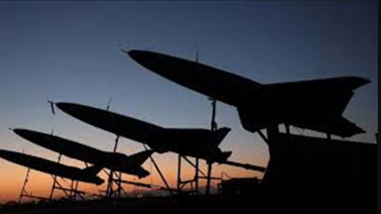 Foto - Gündemi sarsan saldırı: İnsansız hava aracı tesisi vuruldu! Yüzlerce İHA pert oldu