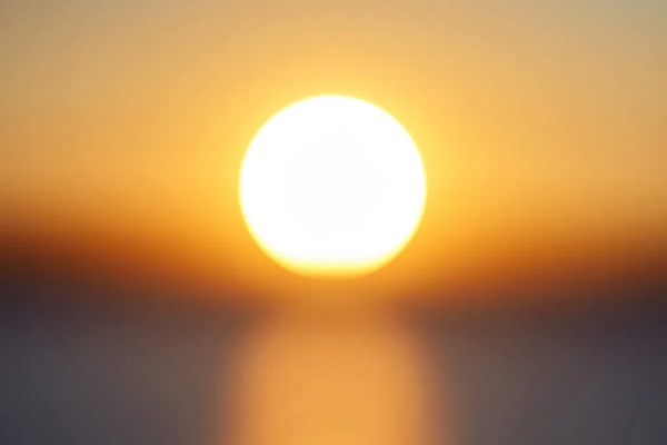 Foto - Güneşe çıkmadan önce iki kez düşünün