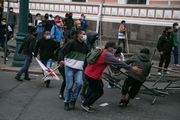 Foto - Güney Amerika karıştı! Protestolar devam ediyor