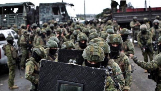 Foto - Güney Amerika ülkesi dehşeti yaşıyor! Çete üyeleri polisleri infaz etmeye başladı