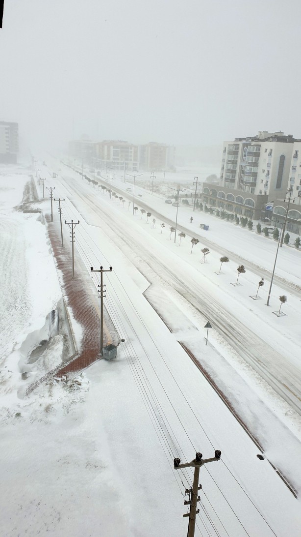 Güney Marmara beyaza büründü