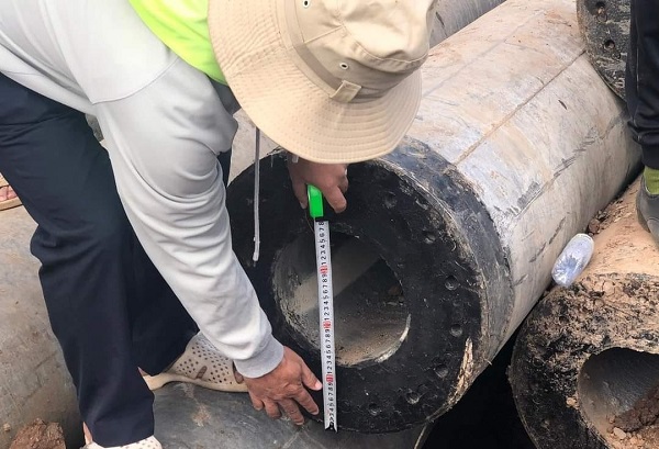 Günlerdir kurtarılmayı bekliyor! 10 yaşındaki çocuk öyle bir yerde mahsur kaldı ki