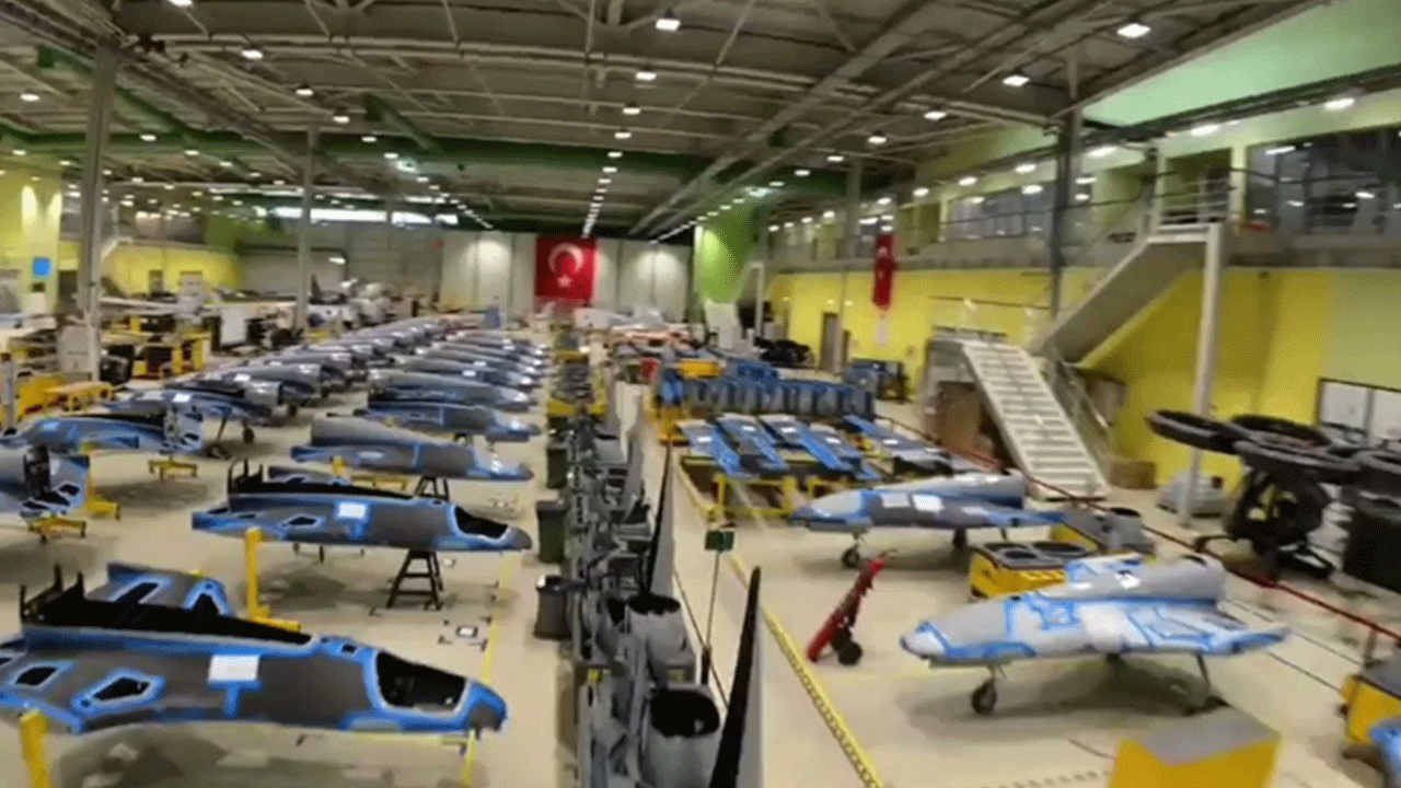 Foto - Günlerdir ne olacağı merak ediliyordu! Baykar beklenen anlaşmayı imzaladı!