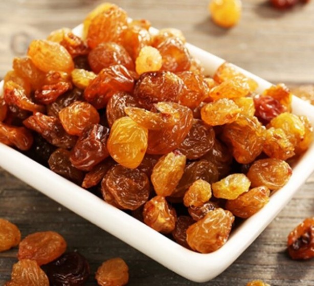 Foto - Günlük 21 adet kuru üzüm yemenin 13 muhteşem faydası