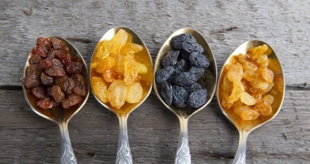 Foto - Günlük 21 adet kuru üzüm yemenin 13 muhteşem faydası