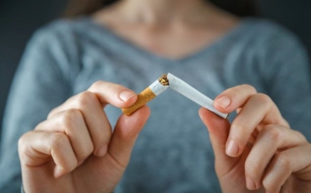 Foto - Günlük hayatta yapılan bu hataya dikkat edin! Kemik erimesi sebebi