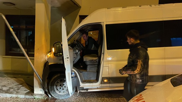 Foto - Günün ilk kazasında başrolde yine alkol var