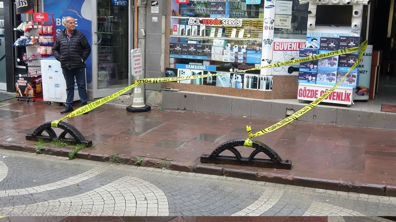 Foto - Günün manyağı Kastamonu’dan! Şehrin en işlek caddesinde tüfekle koşarak rastgele ateş açtı, 4 kişiyi vurdu