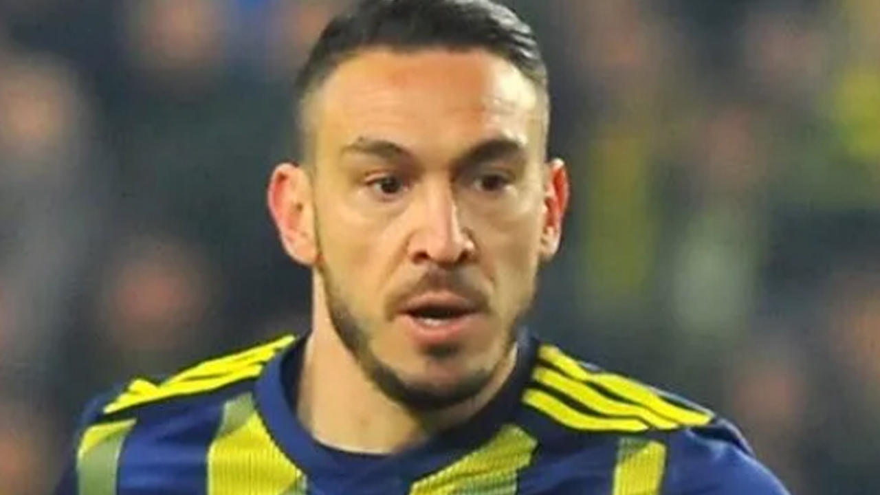 Günün polemik haberi bu olsa gerek: Ali Koç transfer etti! Eski golcü Galatasaraylı olduğunu itiraf etti