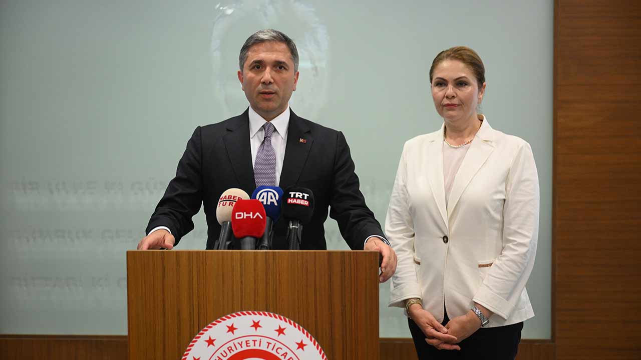 Gurbetçiler baba ocağını hüzünle terk ediyor… Başkan Erdoğan’ın selamıyla uğurlandılar