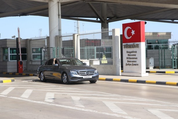 Foto - Gurbetçiler Kapıkule'den Türkiye'ye sevinçle giriyor