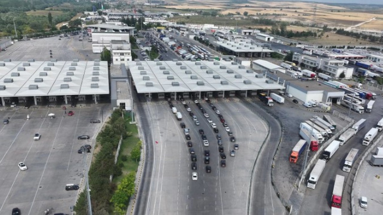 Foto - Gurbetçilerin eve dönüş yolculuğu sürüyor! "Gurbette yaşamak çok zor