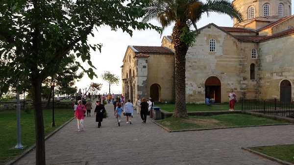 Gürcistan'da Trabzon'a bu sebeple geliyorlar