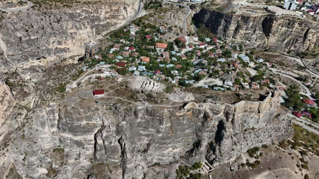 Foto - Gürcüler yana yakıla arıyordu, Türkler buldu! Tonoz açıldı, "Büyük Aşot"un sırrı açığa çıktı