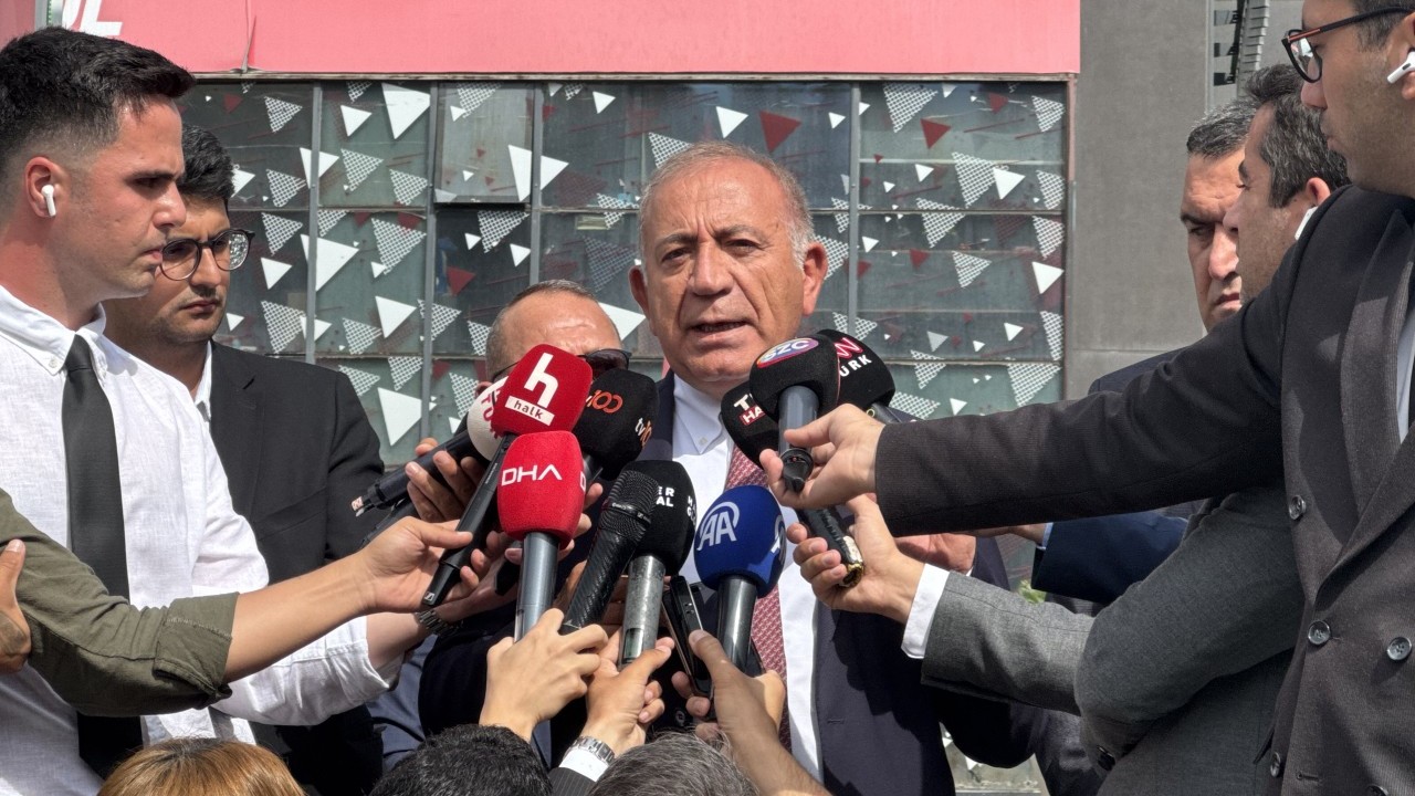 Foto - Gürsel Tekin ilk kez bu kadar sert konuştu! "Bu son uyarım, yoksa…"